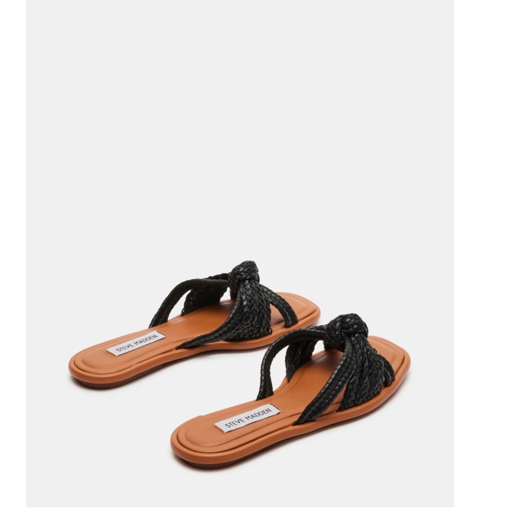 NWOT Steve Madden black braided Kandace Slide